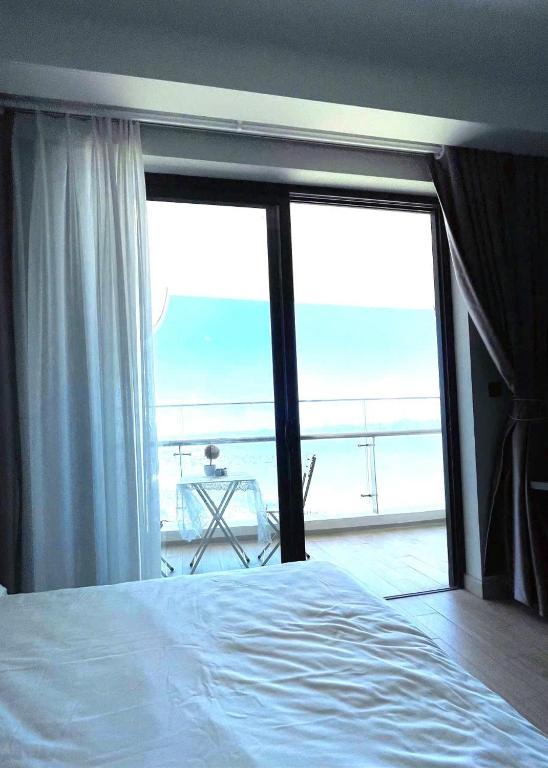 DivaLyLy B06 Citadiens Hạ Long – Ha Long Bay